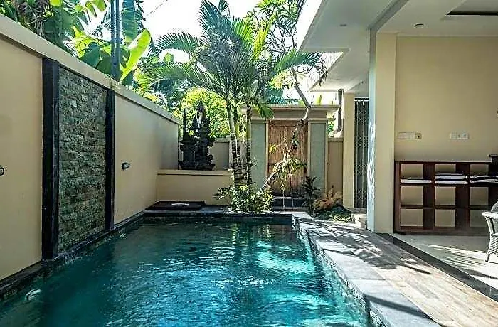 Bulan Adi By Reccoma Hotel 4*